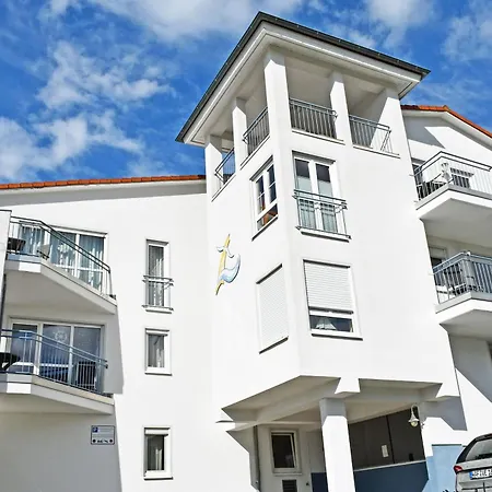 Schoene Ferienwohnung Mit Balkon In Lejlighed Binz
