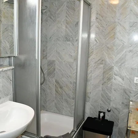 Schoene Ferienwohnung Mit Balkon In Διαμέρισμα *