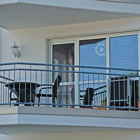 Διαμέρισμα Schoene Ferienwohnung Mit Balkon In